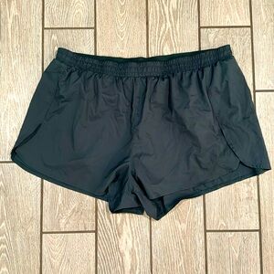 Girlfriend Collective Trail Shorts Dark Forrest Green